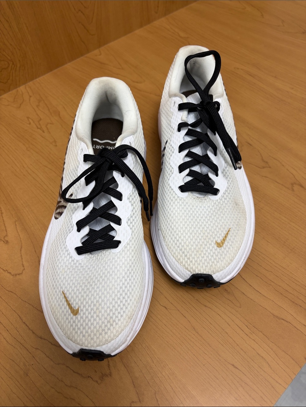 Nike White Women's Running Shoes with Zebra Swoosh and Gold Accents - Picture 3 of 4